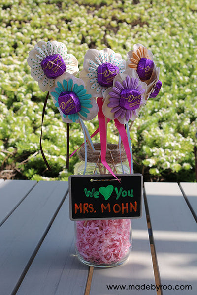 IZZAROO - DIY Tutorial - How to make a candy flower bouquet