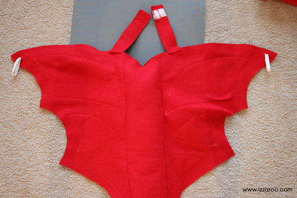 IZZAROO - DIY Tutorial - Dragon Halloween Costume